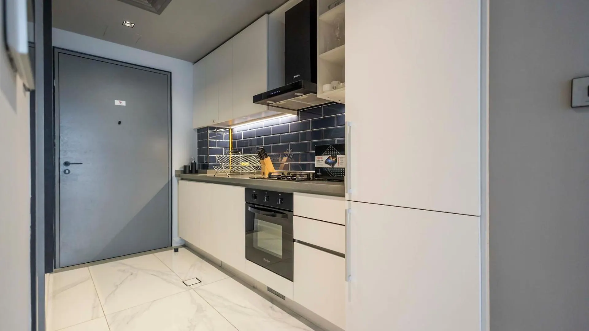 Apartment At Dubai Downtown Mag 318 Residence