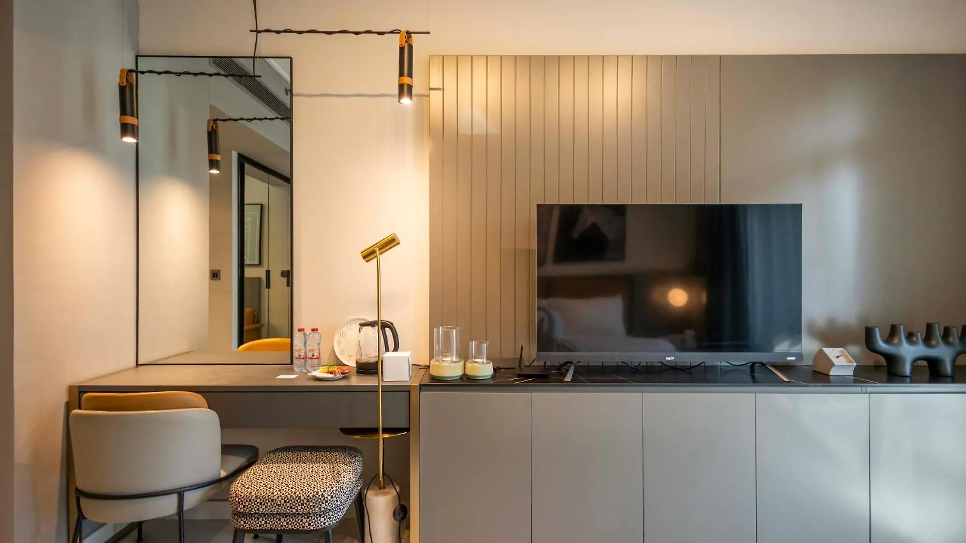 Apartment At Dubai Downtown Mag 318 Residence